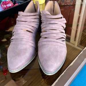 Brand new maroon colored ankle booties!  Perfect for cooler months!